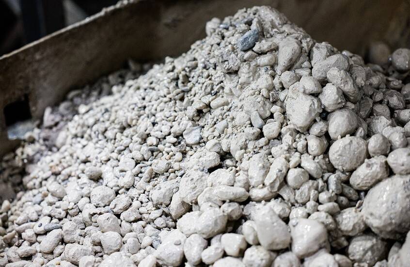 الولايات المتحدة تستأنف شراء الزركونيوم من روسيا