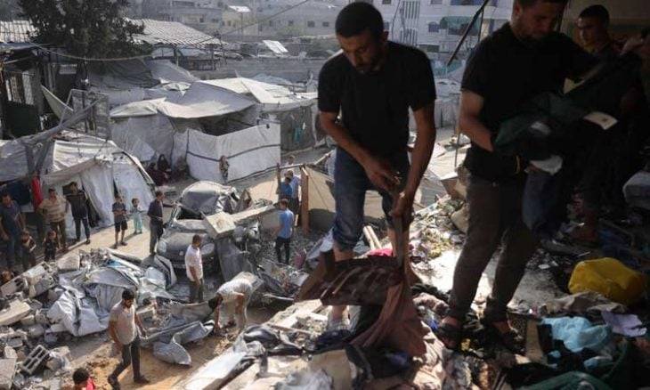 استشهاد 98 فلسطينيا جراء مجازر إسرائيلية متفرقة في غزة منذ فجر السبت