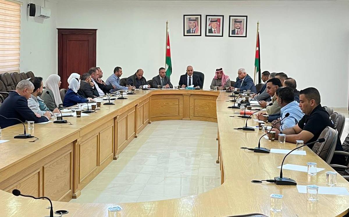 اجتماع مشترك في الطفيلة لمناقشة مشروعات تنموية