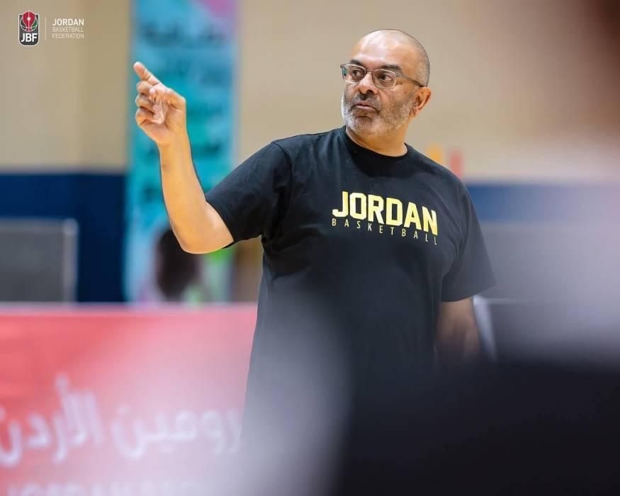 مدرب منتخب السلة: فخورون بالروح القتالية والجهد الكبير الذي قدمه صقور النشامى