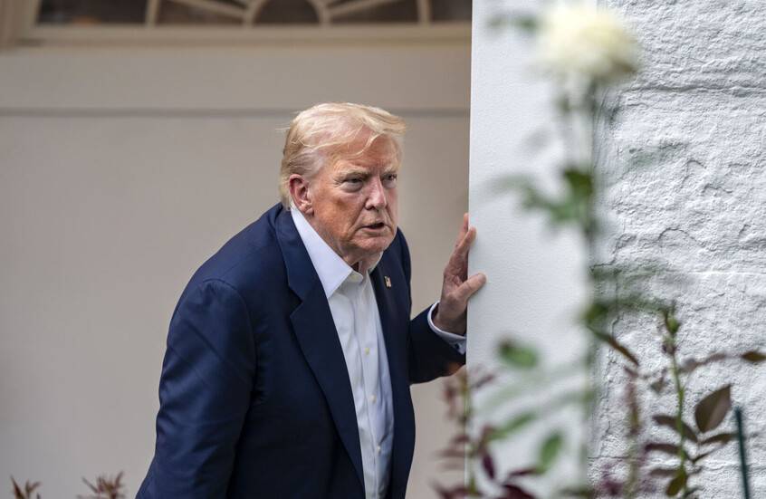 النفط يحافظ على مكاسبه مع تصاعد التهديدات الأمريكية بفرض عقوبات على روسيا