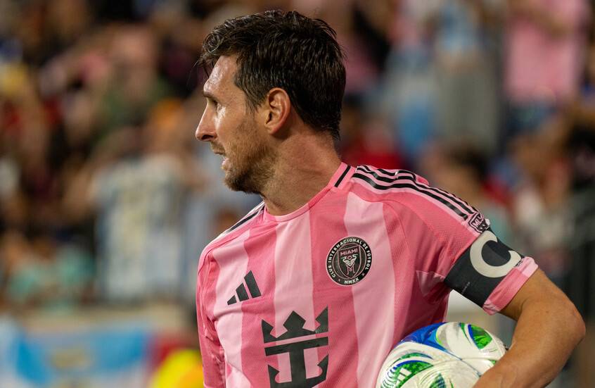 ميسي يعادل رقما تاريخيا ويصعد إنتر ميامي في صدارة الدوري الأمريكي