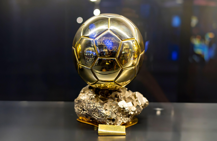 لاعبان عربيان على أبواب الترشيح.. موعد الإعلان عن المرشحين للكرة الذهبية 2025