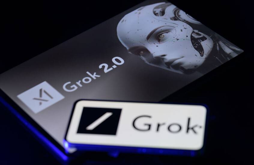 ماسك يعلن Grok 2 مفتوح المصدر بالتزامن مع طرح نماذج جديدة من OpenAI