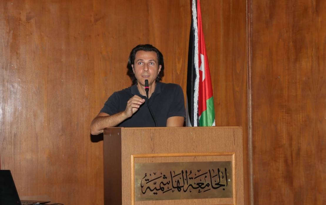 تطبيقات الذكاء الاصطناعي في تطوير الخدمات الرقمية والريادة محاضرة نوعية في الجامعة الهاشمية