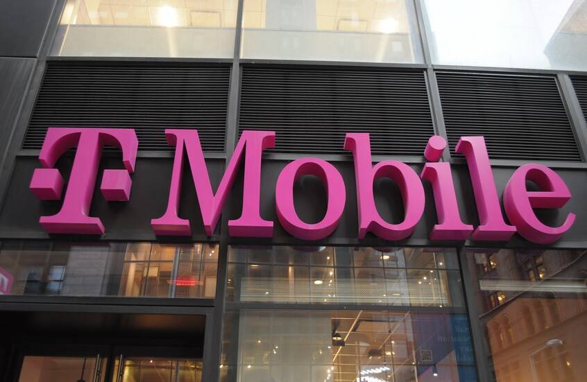 أبرز مواصفات الحاسب الجديد من TMobile
