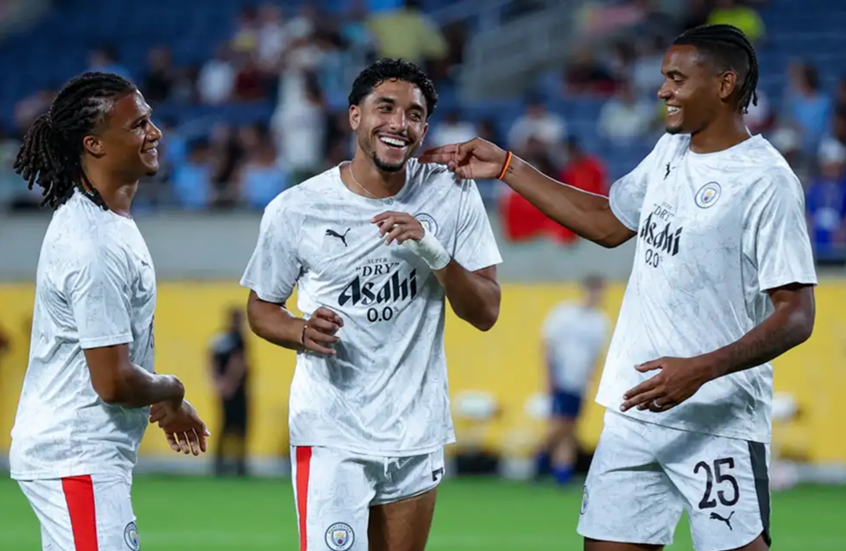 نجم مانشستر سيتي يحرج فابريزيو رومانو