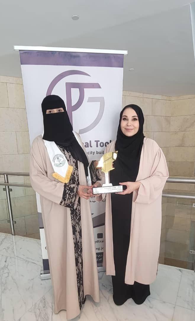 توقيع اتفاقية تعاون بين أدوات الاحتراف للتدريب ومؤتمر حضرموت الجامع