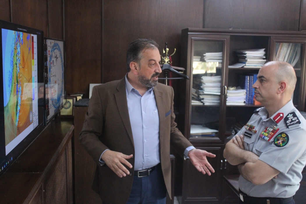 الأرصاد والدفاع المدني تبحثان التنسيق لفصل الشتاء