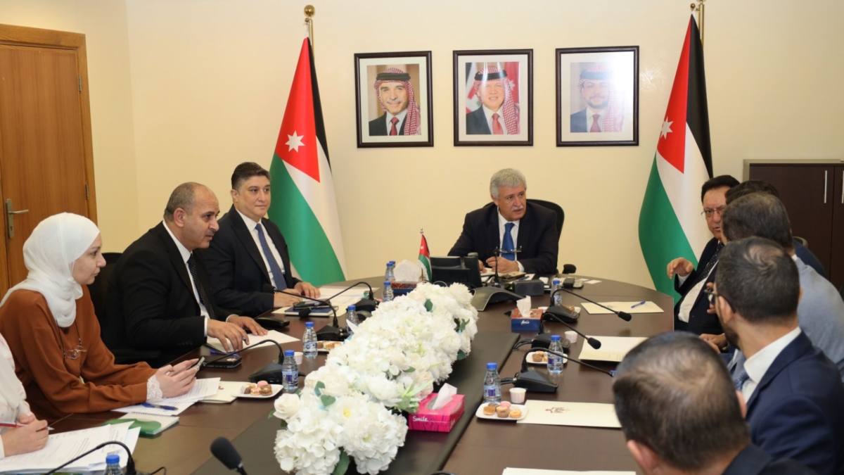 وزير النقل يبحث مع الاتحاد الدولي تعزيز التعاون في مجالات التدريب والخبرات