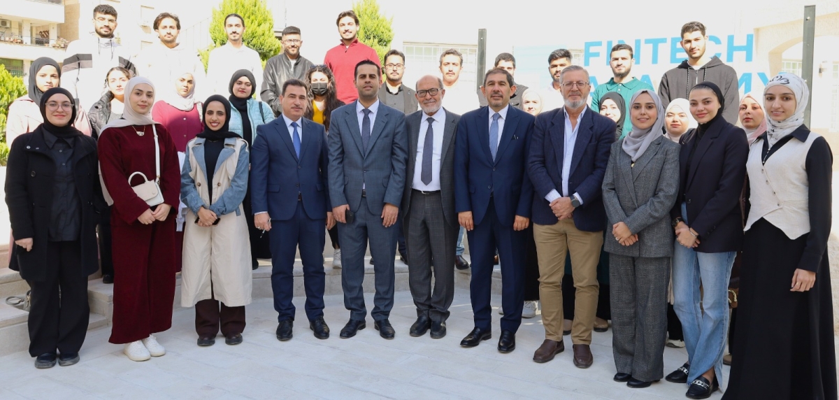 إطلاق الدبلوم المهني في تحليل البيانات المالية