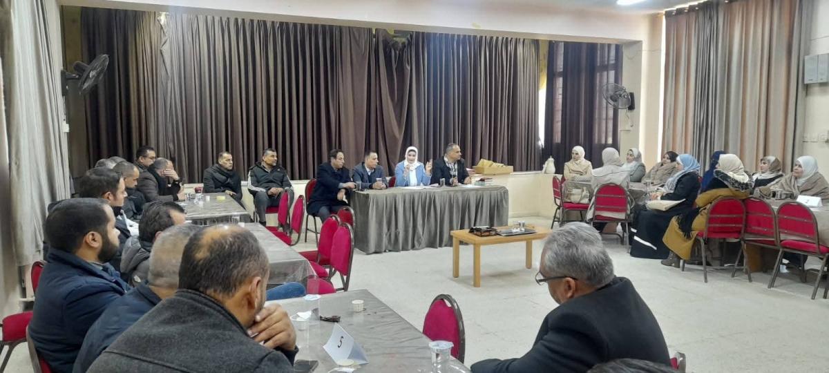 د. السواريس تترأس اجتماع رؤساء قاعات امتحان الثانوية العامة الامتحان التكميلي ومساعديهم