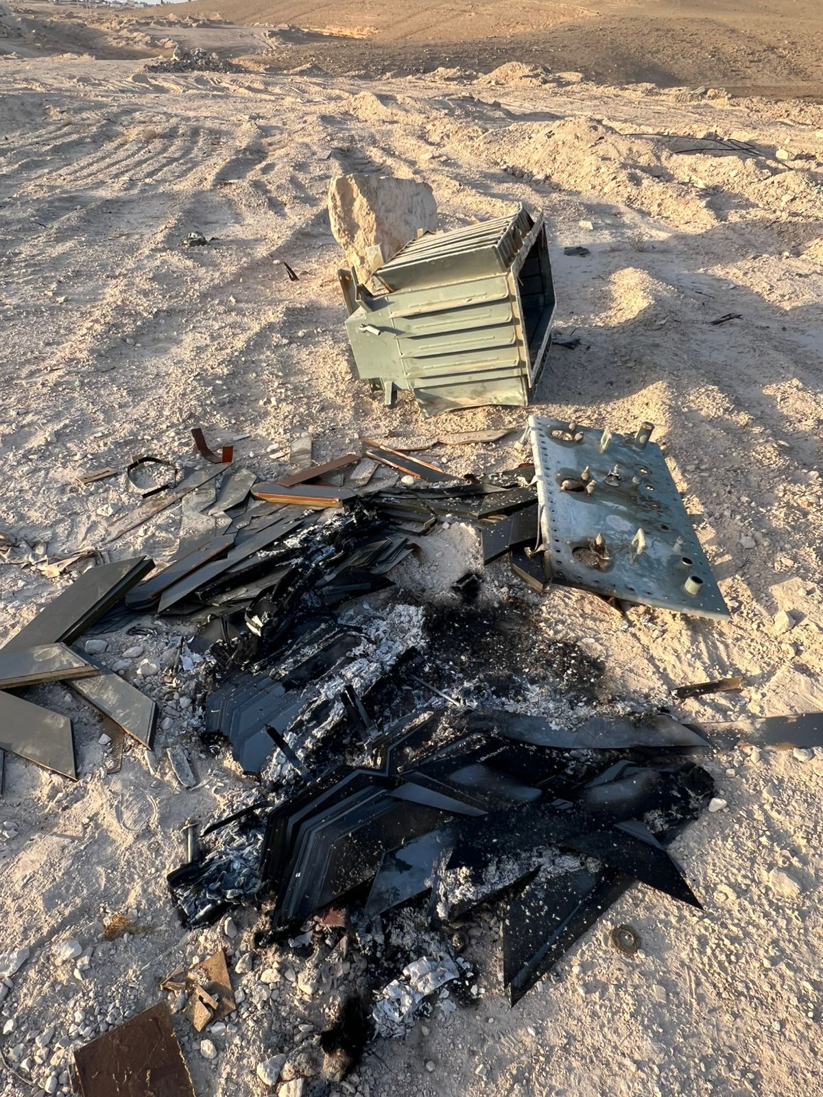 ​الأشغال: ضبط متورطين بالاعتداء على محولات إنارة في الحسا وسواقة