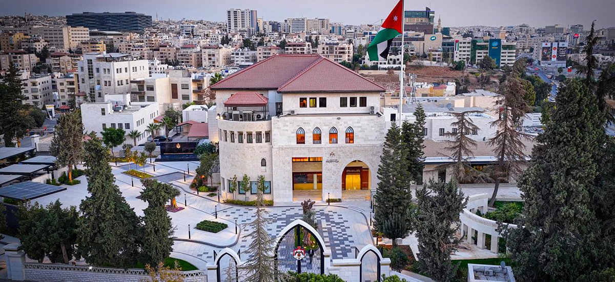 الحكومة تباشر إجراءات تعويض المتضررين جراء الأحوال الجوية وبدء صرف المعونات غداً