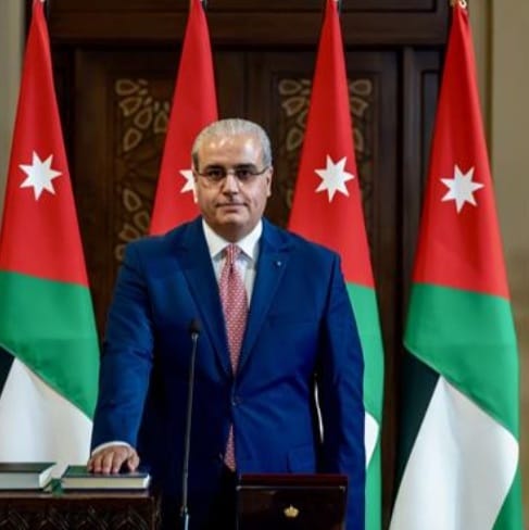 احمد محمد السيد يشكر معالي وزير الصحة الدكتور ابراهيم البدور .