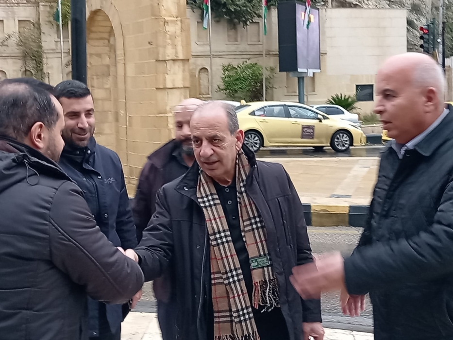 وزير الإدارة المحلية يتابع جاهزية عدد من بلديات البلقاء للتعامل مع المنخفض الجوي