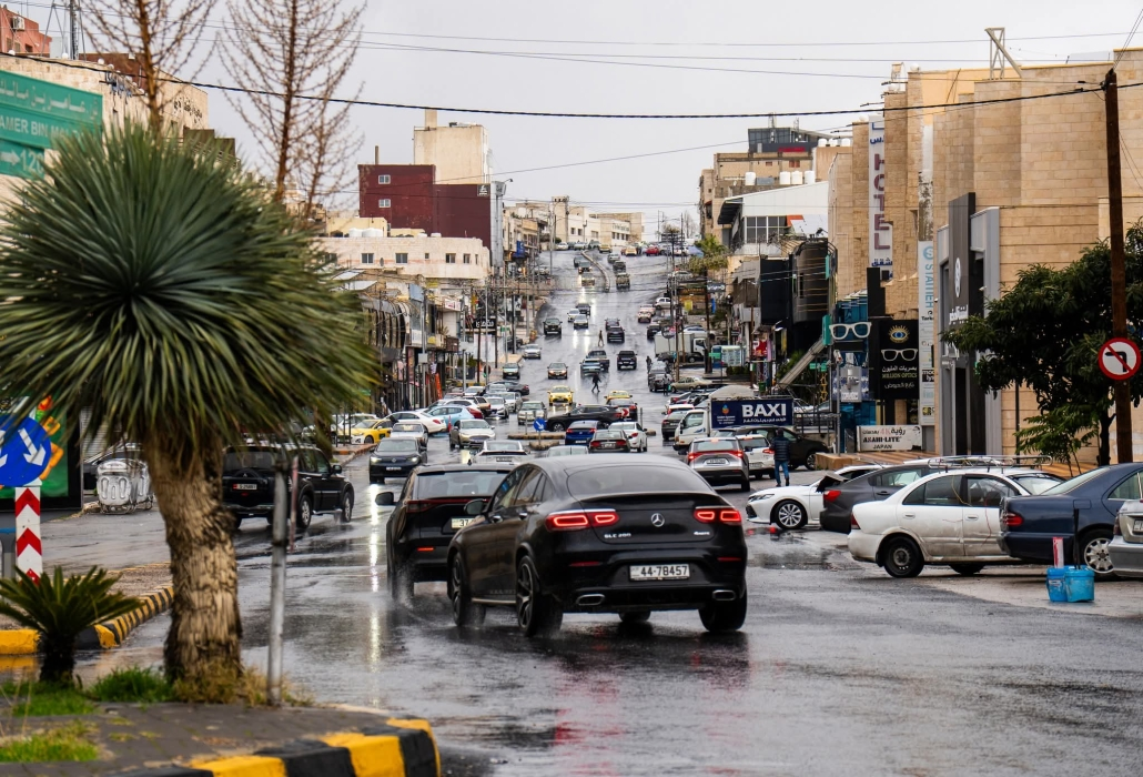 استمرار تأثير المنخفض الجوي حتى مساء اليوم