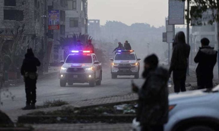 الجيش السوري يعلن انتهاء تمشيط حي الشيخ مقصود في حلب بشكل كامل.. واستمرار حظر التجوال