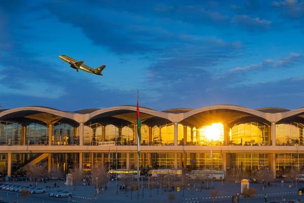 قطاع النقل الجوي في المملكة يحقق نمواً لافتاً خلال عام 2025