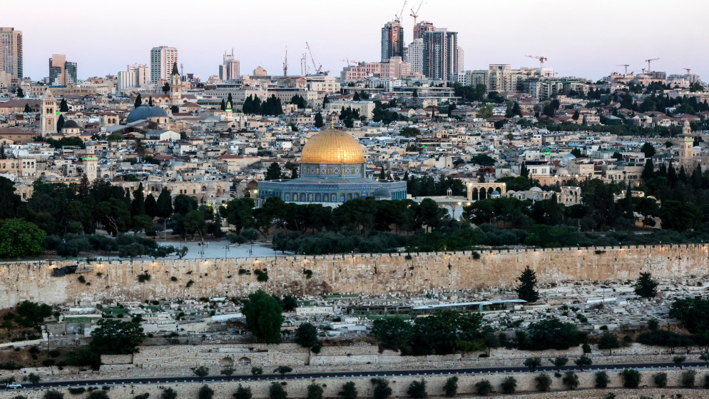 محافظة القدس: بدء تنفيذ طريق 45 لتكريس ضم المستوطنات المقامة شمالي القدس وشرق رام الله