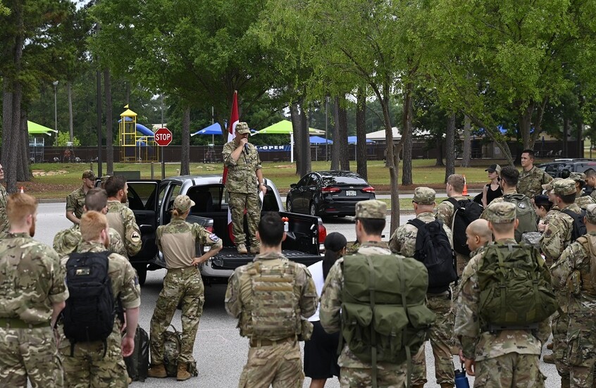 البيت الأبيض يسخر من القدرة على حماية غرينلاند.. ورد أوروبي بتحرك عسكري استباقي