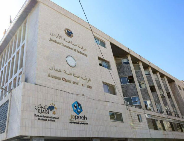 7.490 مليار دينار صادرات صناعة عمان العام الماضي