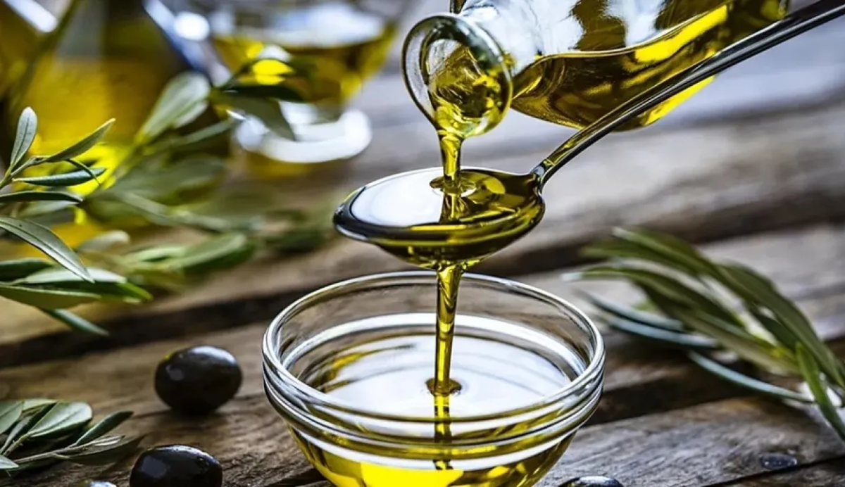 وزير الزراعة: توفير كميات أكبر من زيت الزيتون المستورد في الأسواق الأسبوع الحالي