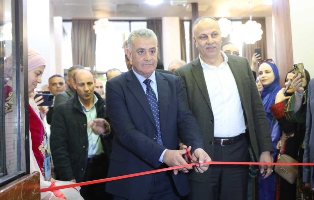 افتتاح معرض ملتقى الفن والجمال