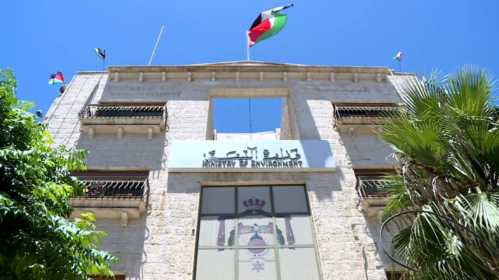 انبعاثات مصنع السيراميك في القطرانة ملوِّثات للهواء .. وزارة البيئة توضح