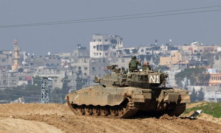 قصف مدفعي إسرائيلي يستهدف مناطق متفرقة بقطاع غزة