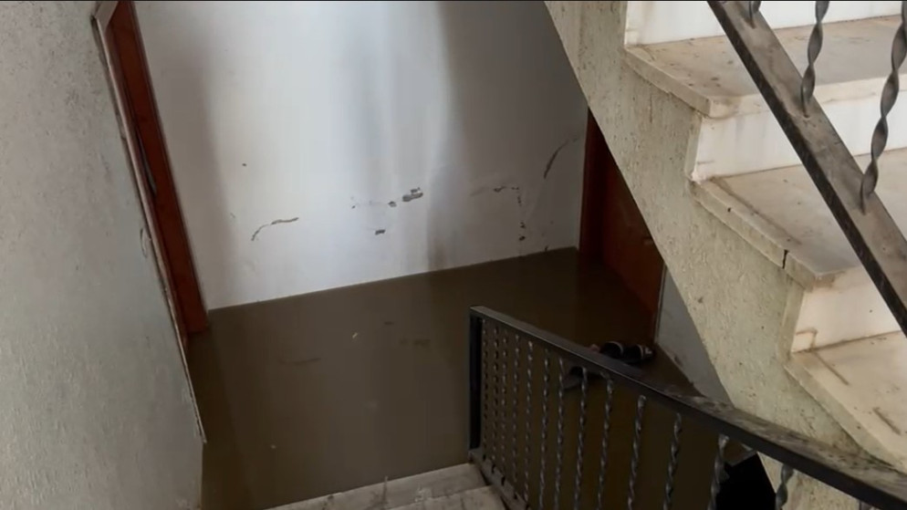 مياه الصرف الصحي تغرق منازل شرقي إربد وتجبر سكانا على الإخلاء