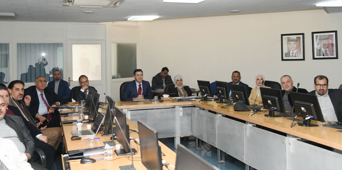 نحو أداء مؤسسي مستدام، جامعة العلوم والتكنولوجيا تطلق ورشة تدريبية متخصصة في الخطة الاستراتيجية