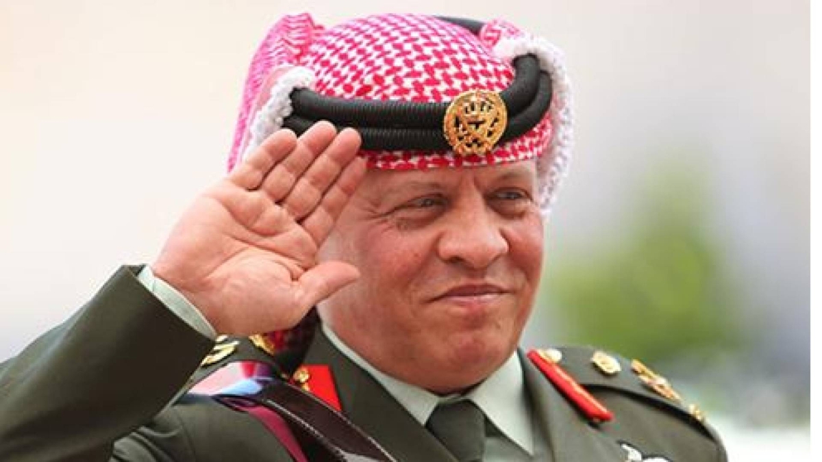 المومني يهنئ الملك: حكمة تتقدمنا وعزم يقودنا