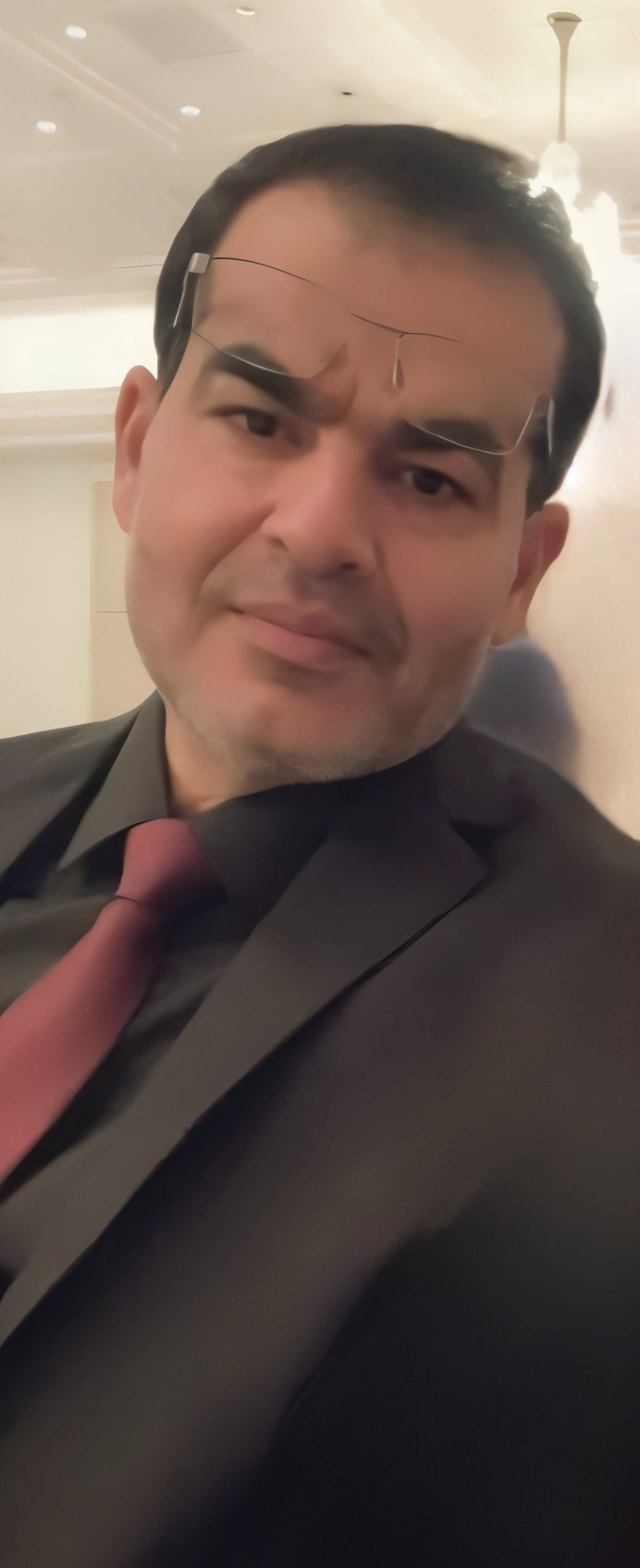 عماد داود : في حب الملك !