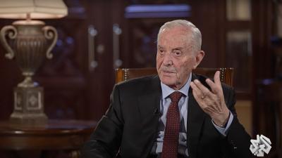 رئيس الوزراء الأسبق أحمد عبيدات في ذمة الله