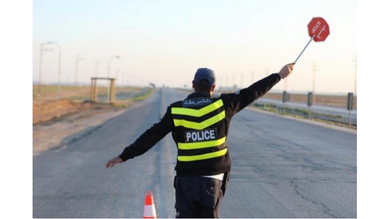 ضبط مركبة تسير بسرعة جنونية