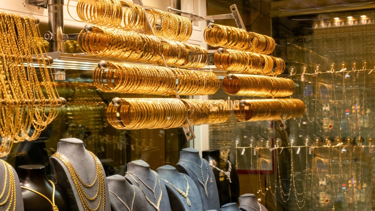 100 دينار سعر الذهب عيار 21 بالسوق المحلية