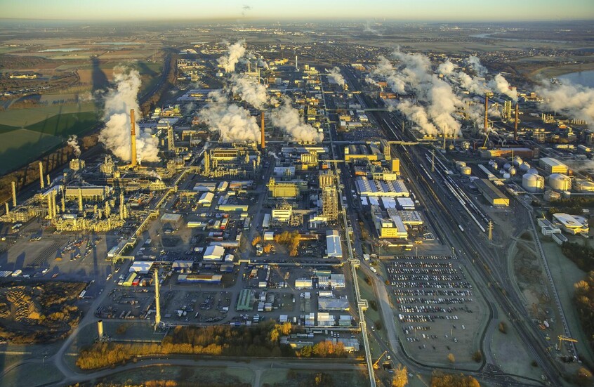 تقرير يحذر: أم كل الصناعات في أوروبا تنهار