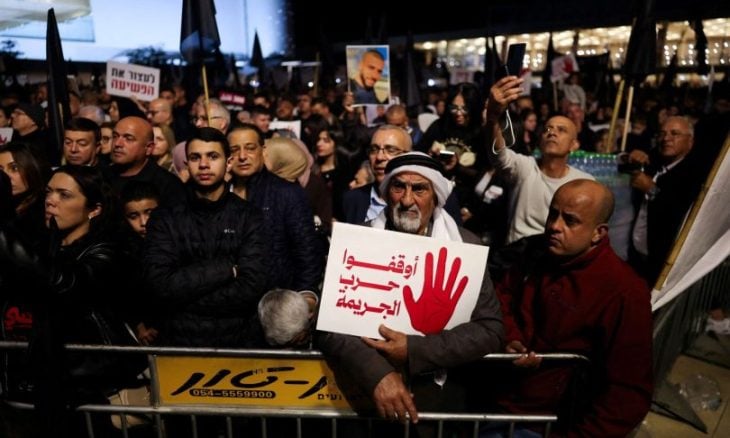 فلسطينيو الداخل يقررون تصعيد الاحتجاجات على استمرار التواطؤ الإسرائيلي مع عصابات الإجرام