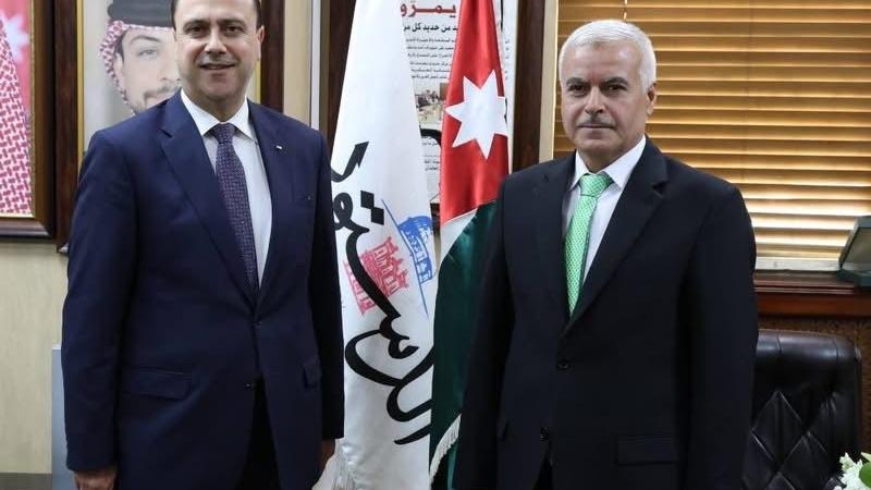 المومني يهنئ البرماوي ويشيد بإرث «الدستور»