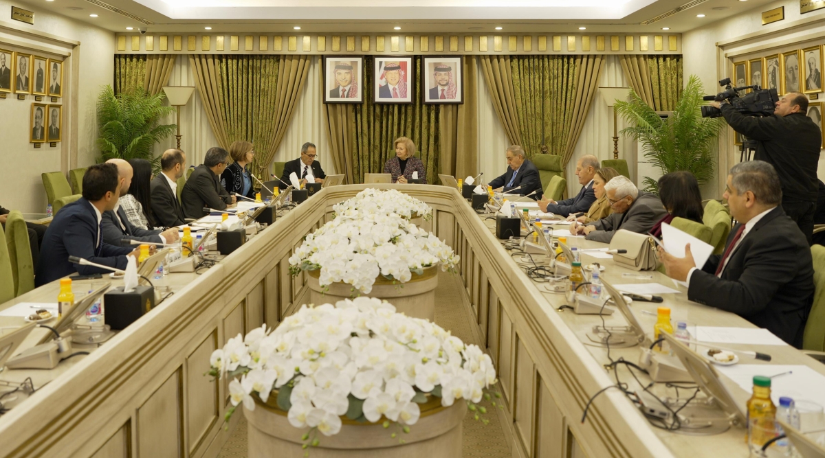 ثقافة الأعيان تطلع على برامج إنجاز لتمكين الشباب