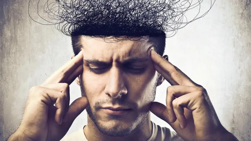 علم النفس يوضح.. هكذا يتخذ أصحاب التفكير المفرط قراراتهم