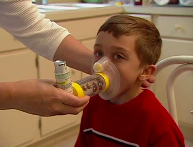 الدكتور الطراونة ..لتجنب المخاطر الصحية للعاصفة الرملية يمنع على هؤلاء الخروج من المنزل