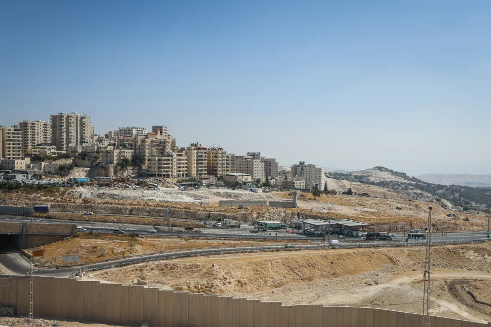 إسرائيل تصادق على استئناف تسجيل الأراضي بالضفة لأول مرة منذ 1967