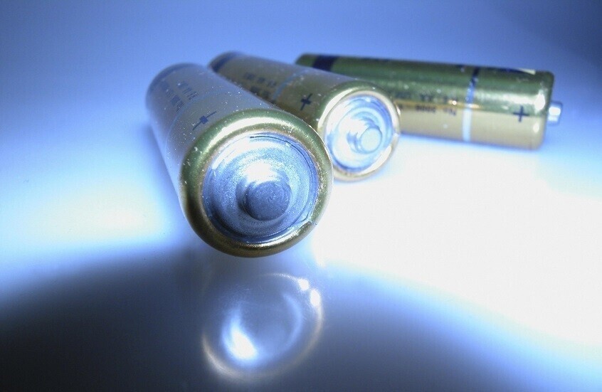 طريقة روسية مبتكرة تطيل عمر بطاريات الليثيومأيون عالية السعة