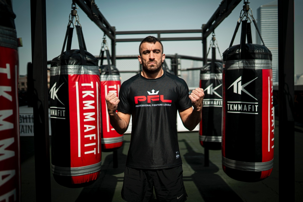 الإماراتي محمد يحيى يستعد لظهوره الأول مع رابطة المقاتلين المحترفين PFL MENA في الخبر