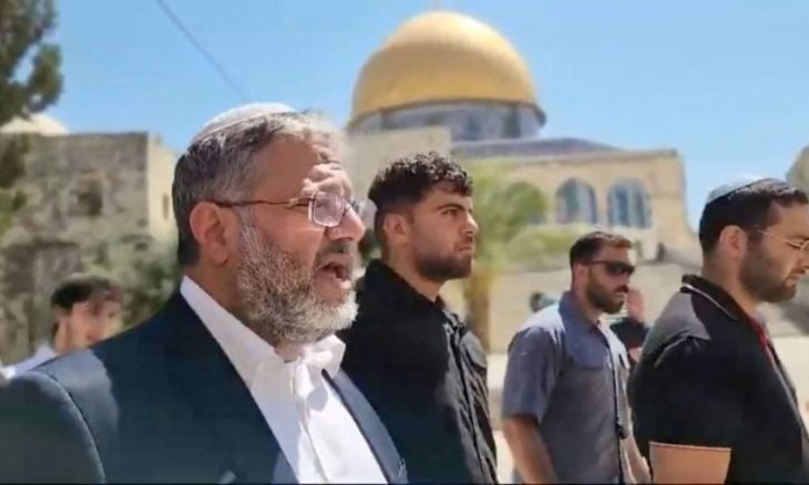 الغارديان: “قنبلة موقوتة”.. انهيار الاتفاق القائم بشأن المسجد الأقصى منذ 1967 تحت ضغط المتطرفين اليهود